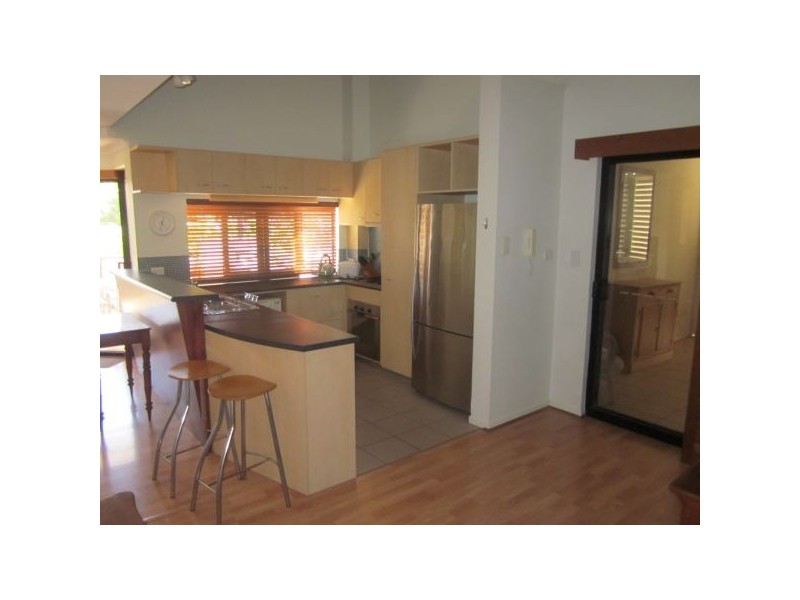 8/41 Rossiter Parade, Hamilton QLD 4007