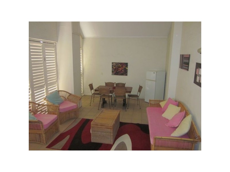 8/41 Rossiter Parade, Hamilton QLD 4007