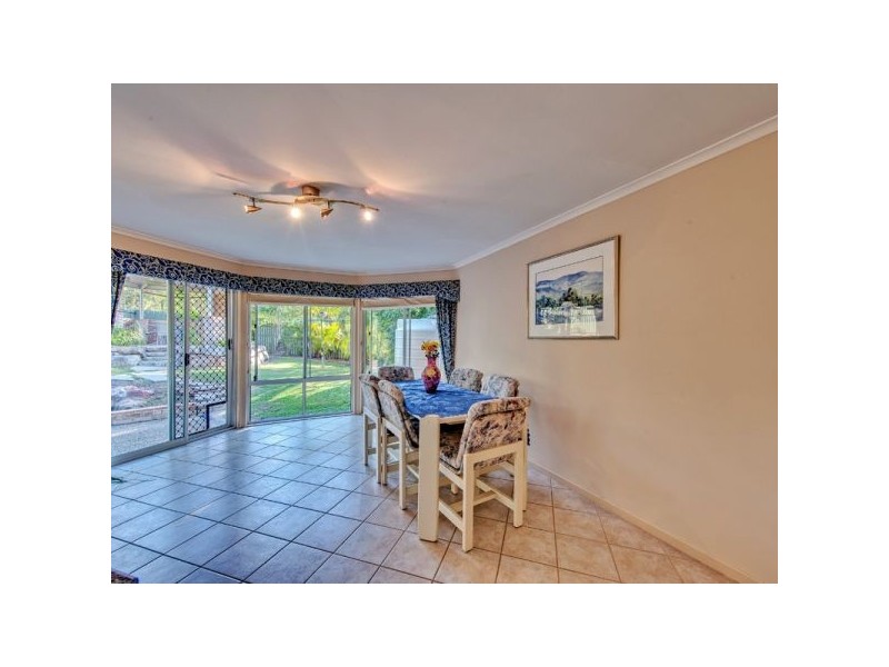 30 Chesterfield Crescent, Kuraby QLD 4112