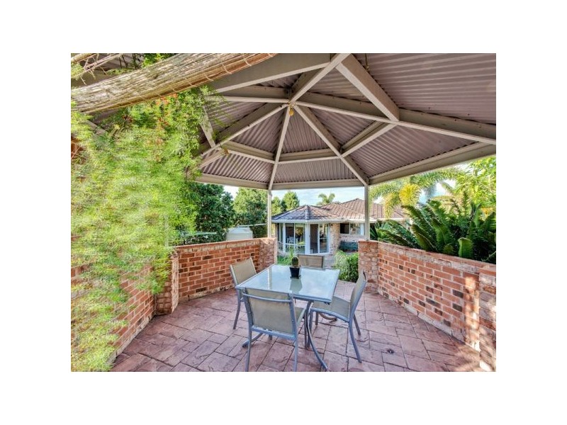 30 Chesterfield Crescent, Kuraby QLD 4112