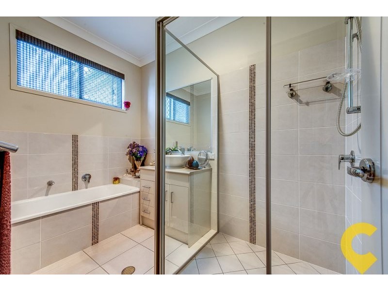 5 Riverine Drive, Springfield Lakes QLD 4300
