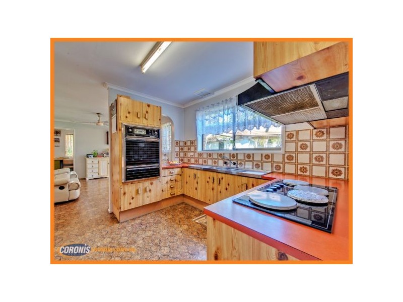 28 Blackwell Street, Hillcrest QLD 4118