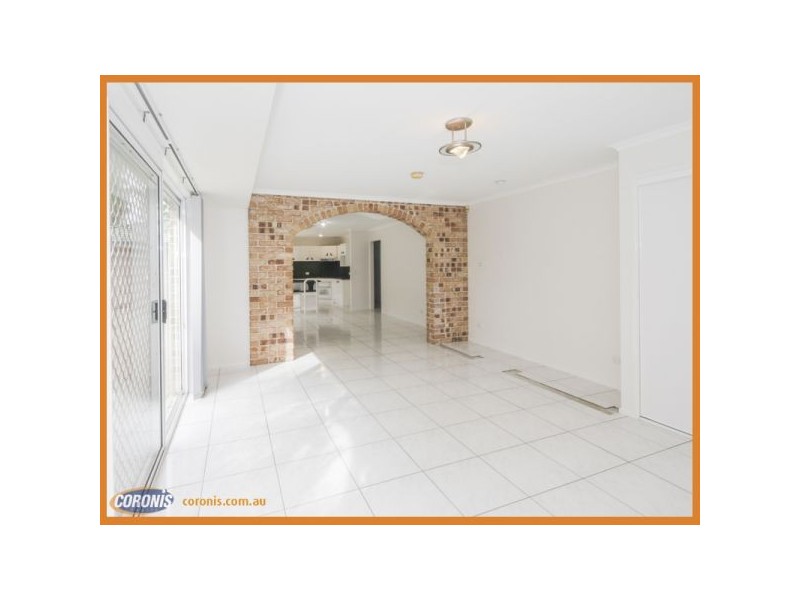 17 Cook Close, Southport QLD 4215