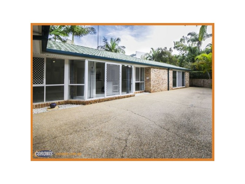 17 Cook Close, Southport QLD 4215