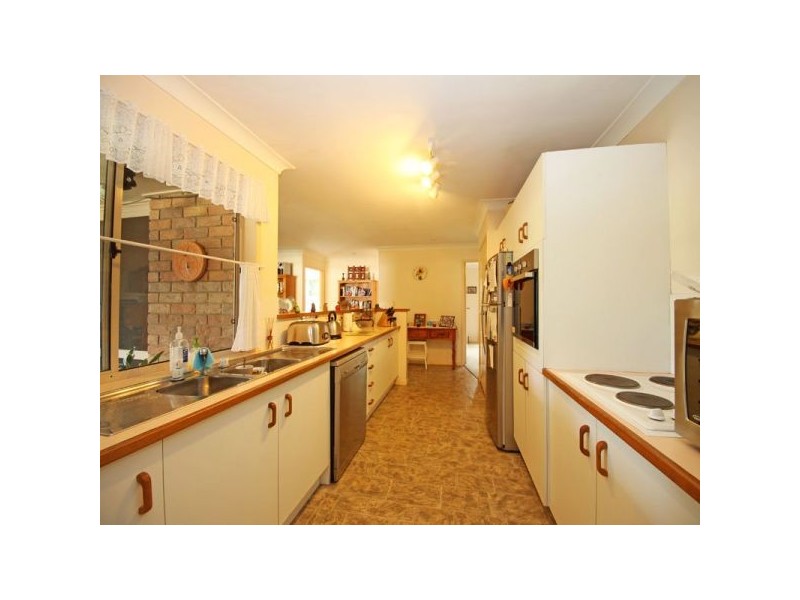 7 Spring Road, Kallangur QLD 4503