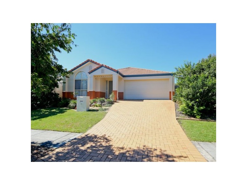 71 Coachwood Drive, Molendinar QLD 4214