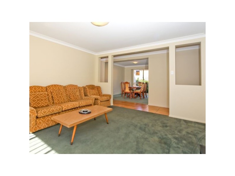 71 Coachwood Drive, Molendinar QLD 4214