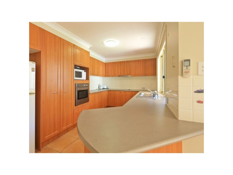 71 Coachwood Drive, Molendinar QLD 4214