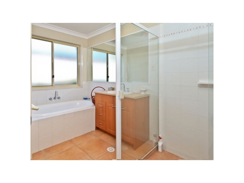 71 Coachwood Drive, Molendinar QLD 4214