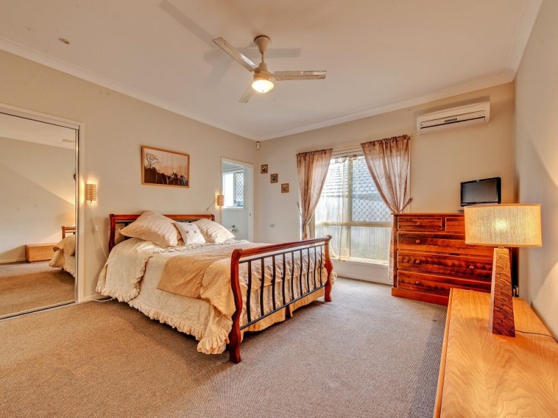 7 Carnarvon Crescent, Waterford QLD 4133