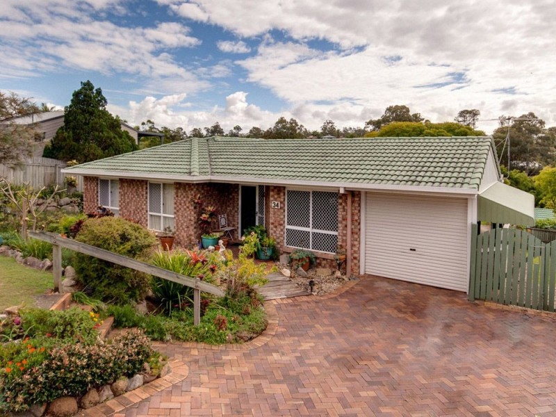 34 Leatherwood Drive, Arana Hills QLD 4054