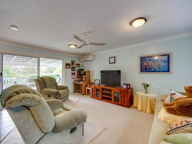 34 Leatherwood Drive, Arana Hills QLD 4054