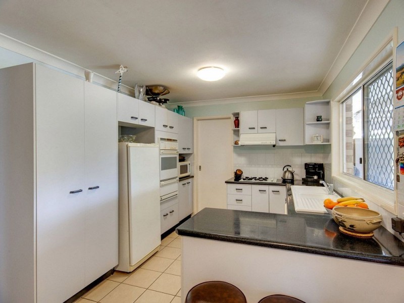 34 Leatherwood Drive, Arana Hills QLD 4054