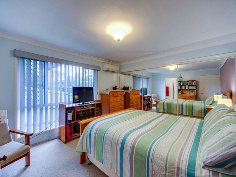 34 Leatherwood Drive, Arana Hills QLD 4054