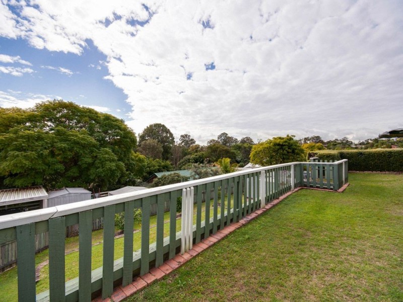 34 Leatherwood Drive, Arana Hills QLD 4054