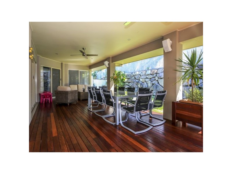 11 Banbrook Court, Molendinar QLD 4214