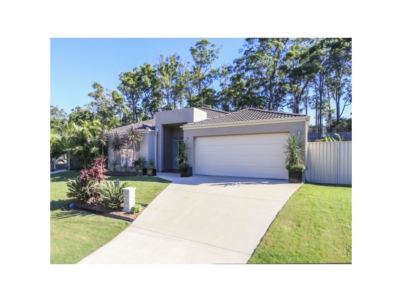 11 Banbrook Court, Molendinar QLD 4214