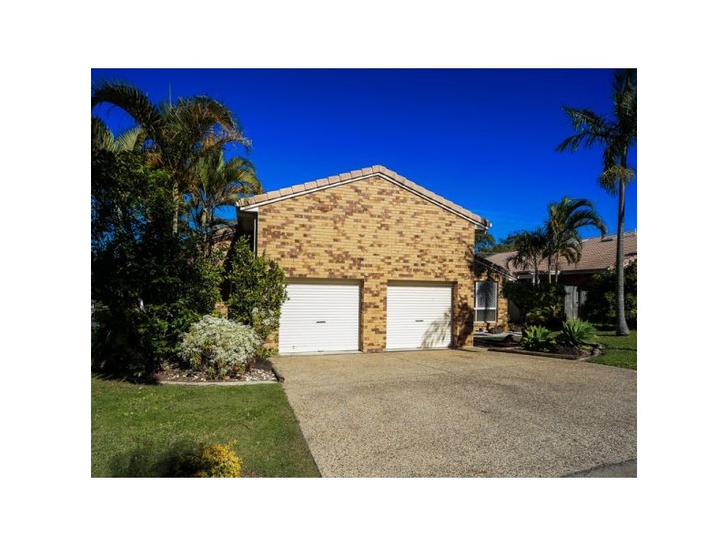 22/105 Ridgeway Avenue, Southport QLD 4215