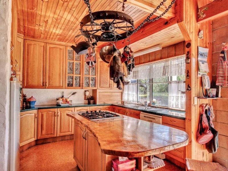 27 Henderson Street, Redbank QLD 4301