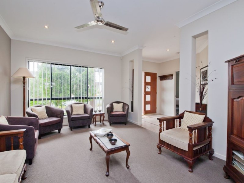 5 Planigale Crescent, North Lakes QLD 4509