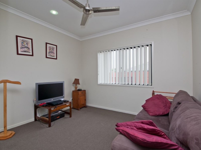 5 Planigale Crescent, North Lakes QLD 4509