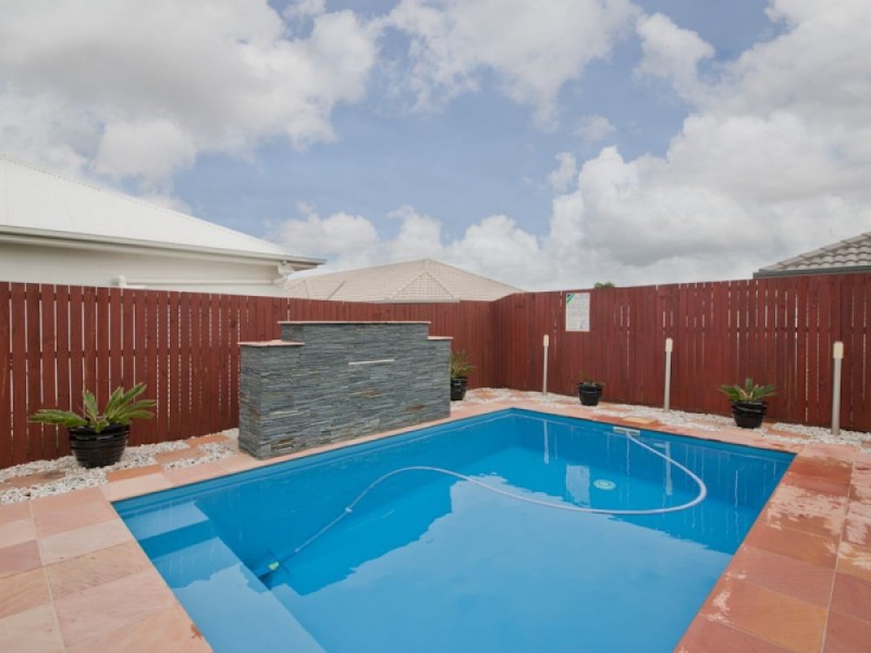 5 Planigale Crescent, North Lakes QLD 4509