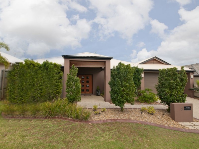5 Planigale Crescent, North Lakes QLD 4509