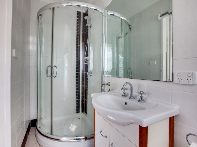 77 North Road, Woodridge QLD 4114
