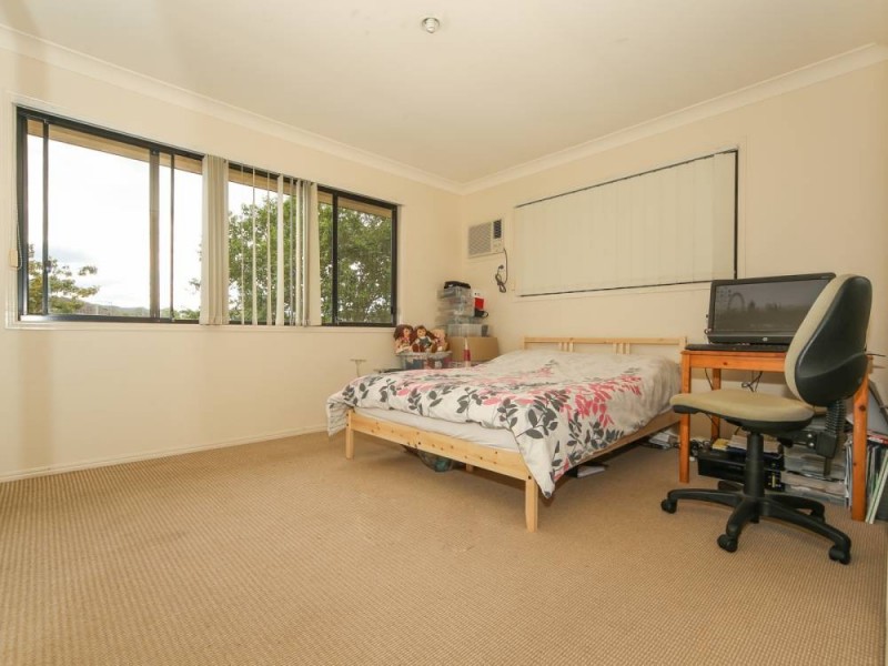 9/2 Tuition Street, Upper Coomera QLD 4209