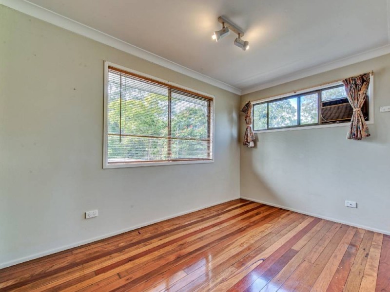 250 Old Logan Road, Camira QLD 4300
