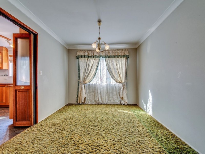 250 Old Logan Road, Camira QLD 4300