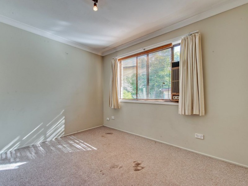 250 Old Logan Road, Camira QLD 4300