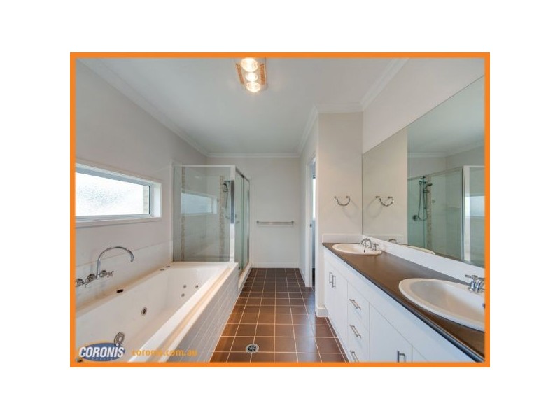 6 Mondial Drive, Warner QLD 4500