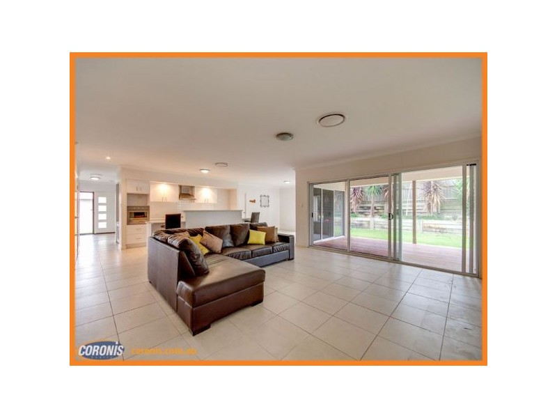 6 Mondial Drive, Warner QLD 4500