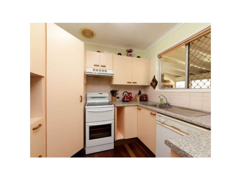 6 Wingara Grove, Ferny Hills QLD 4055