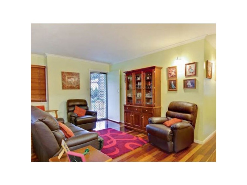 6 Wingara Grove, Ferny Hills QLD 4055