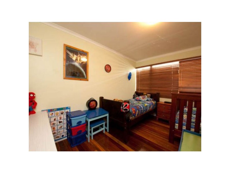 6 Wingara Grove, Ferny Hills QLD 4055