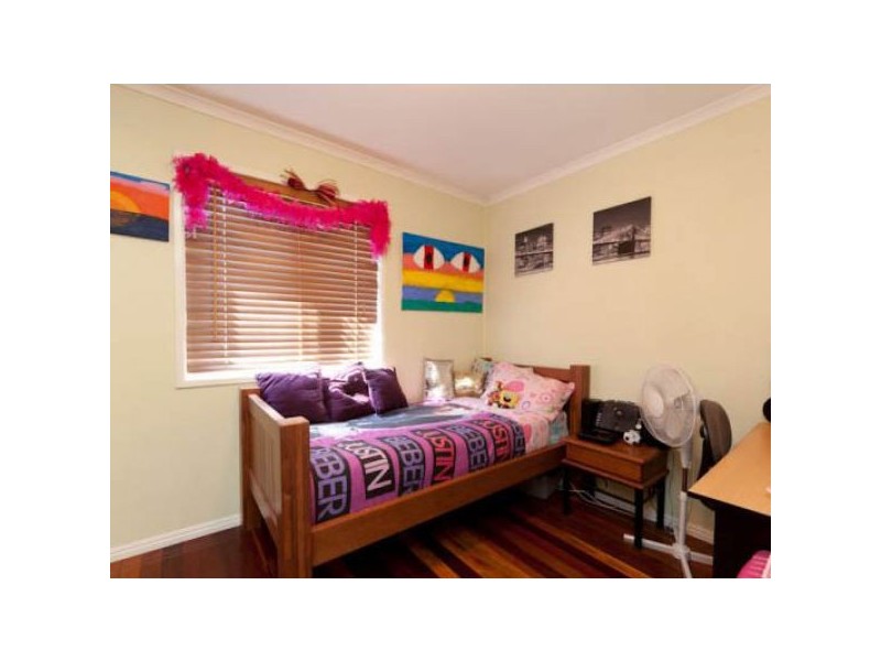 6 Wingara Grove, Ferny Hills QLD 4055