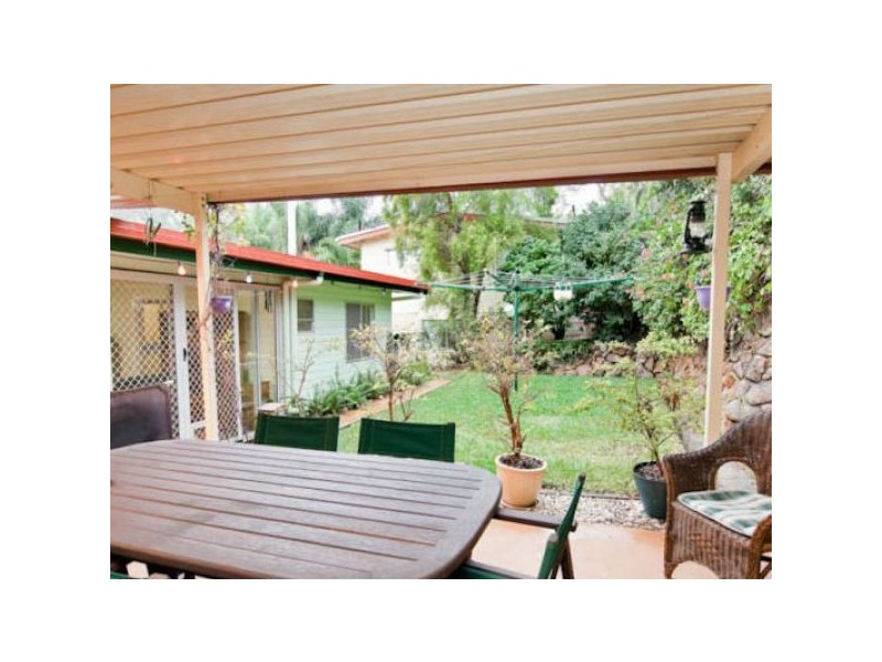 6 Wingara Grove, Ferny Hills QLD 4055