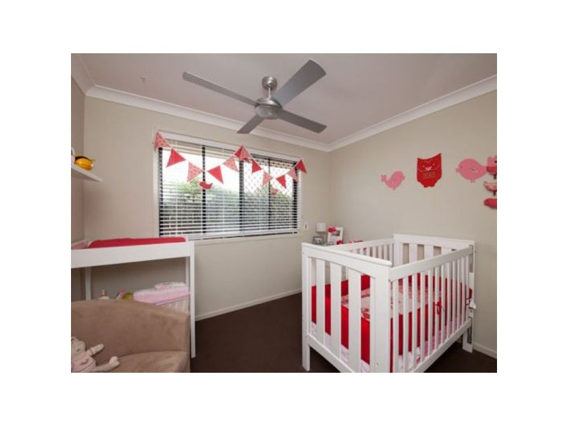 7 Glenveagh Place, Kallangur QLD 4503