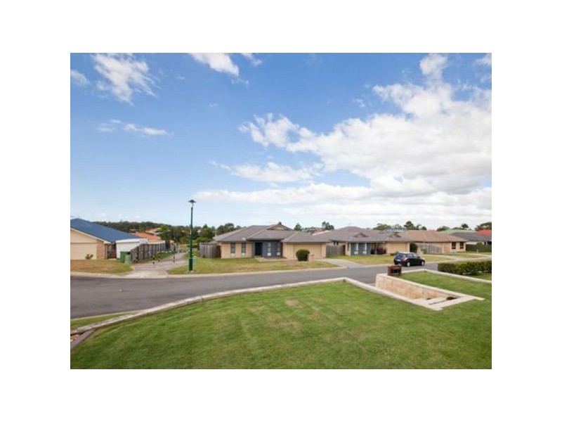 7 Glenveagh Place, Kallangur QLD 4503