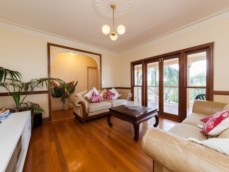 42 Montpelier Street, Grange QLD 4051