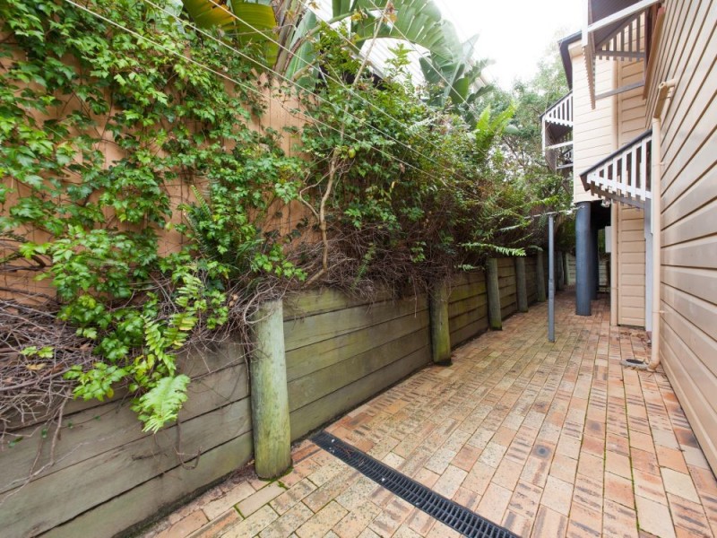 42 Montpelier Street, Grange QLD 4051