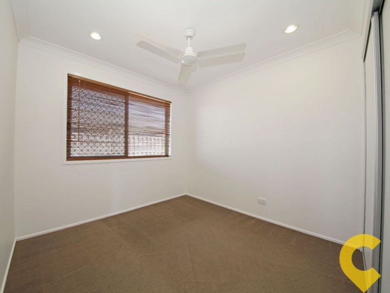 27 Eimeo Place, Sandstone Point QLD 4511