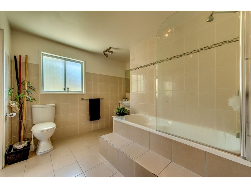 1 Devon Drive, Bellbird Park QLD 4300