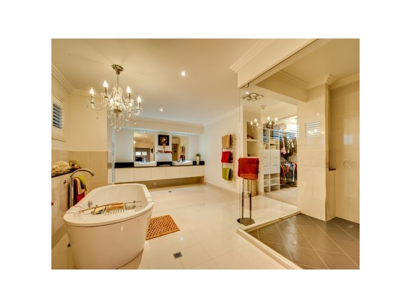 8 Rigney Street, Underwood QLD 4119