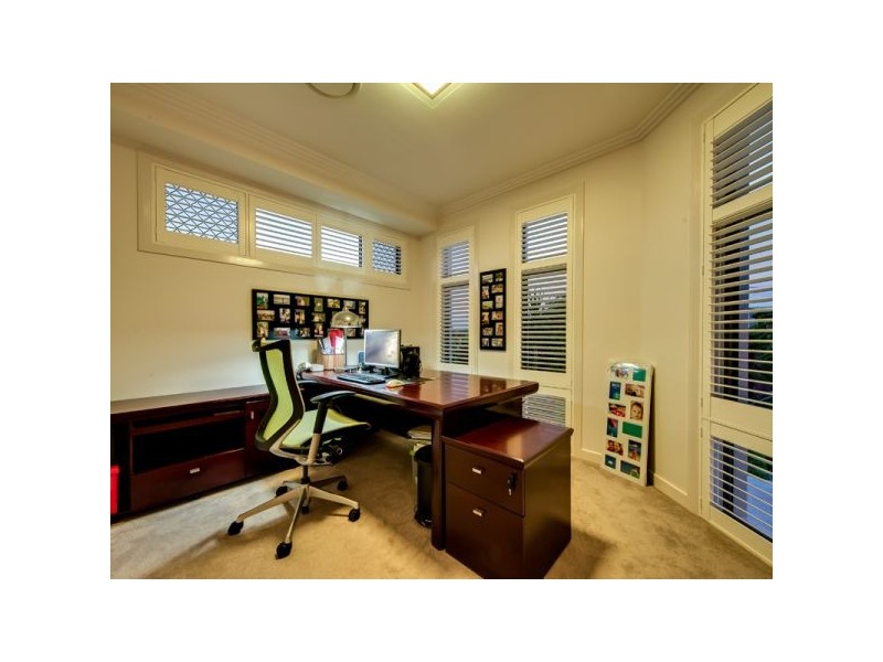 8 Rigney Street, Underwood QLD 4119