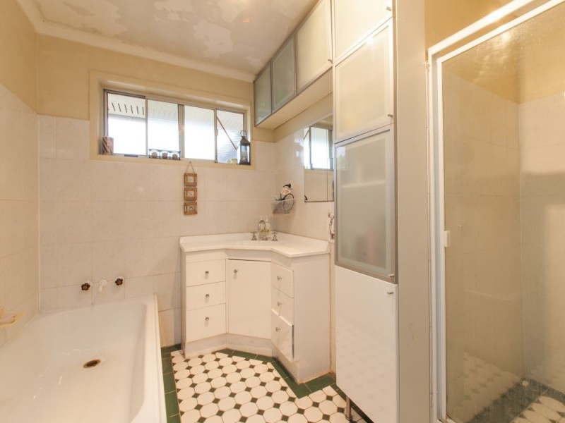 38 Wootton Crescent, Springwood QLD 4127