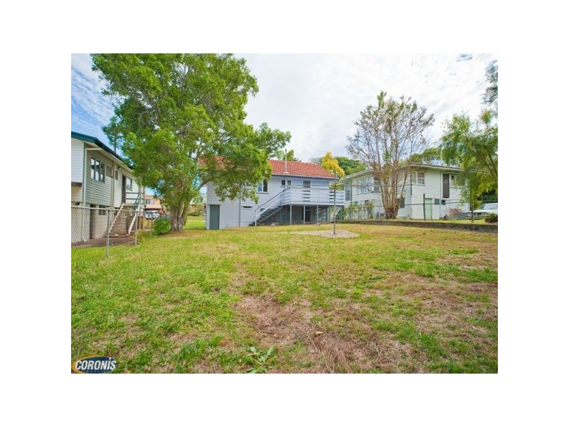 Arana Hills QLD 4054