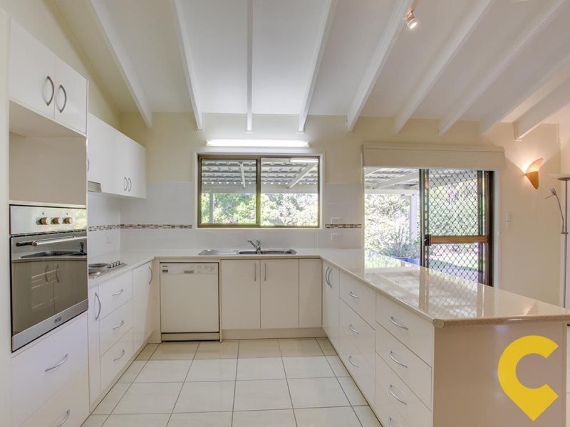 4 Bronwyn Street, Bracken Ridge QLD 4017